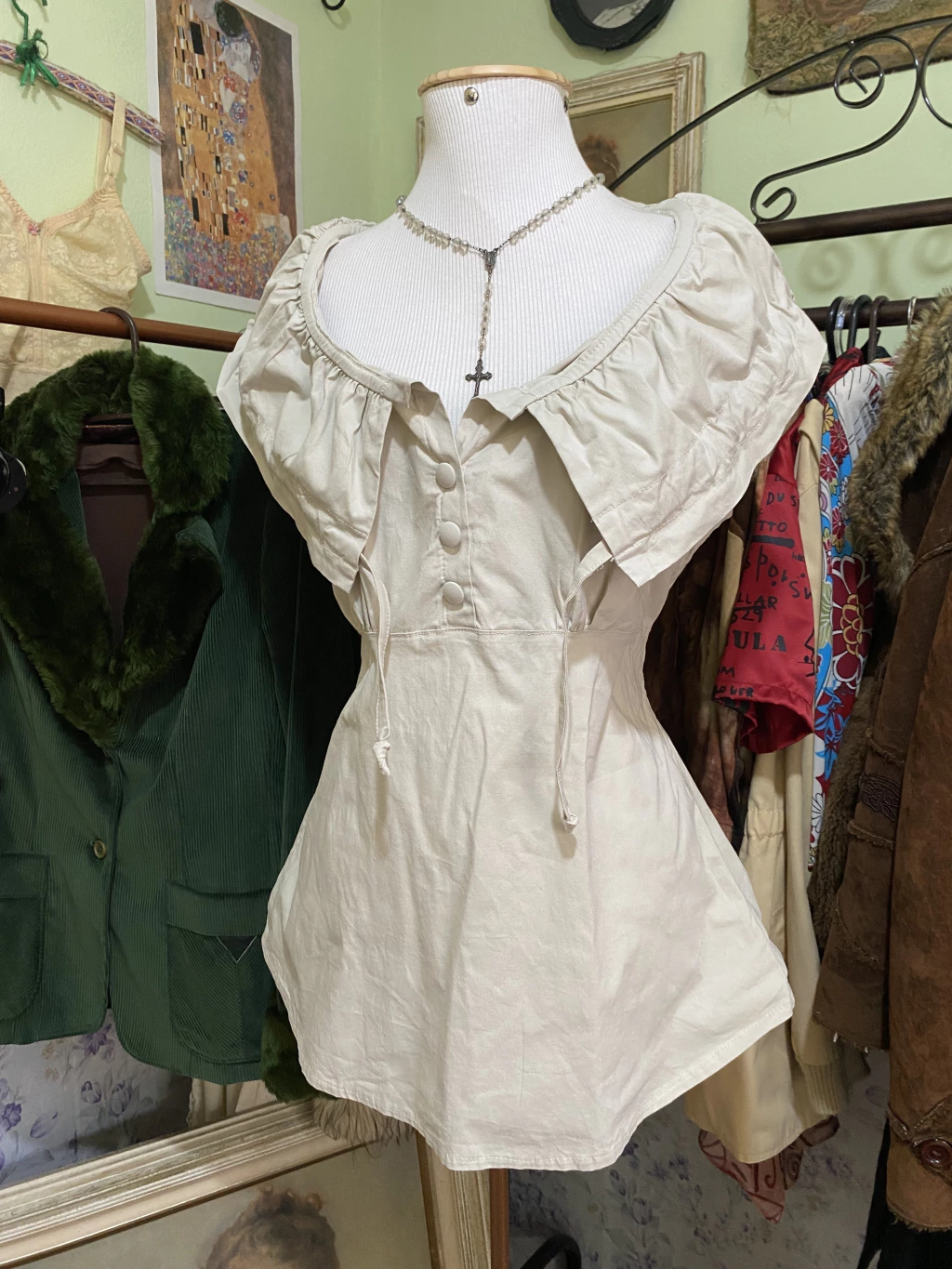 SweetHeart neckline top