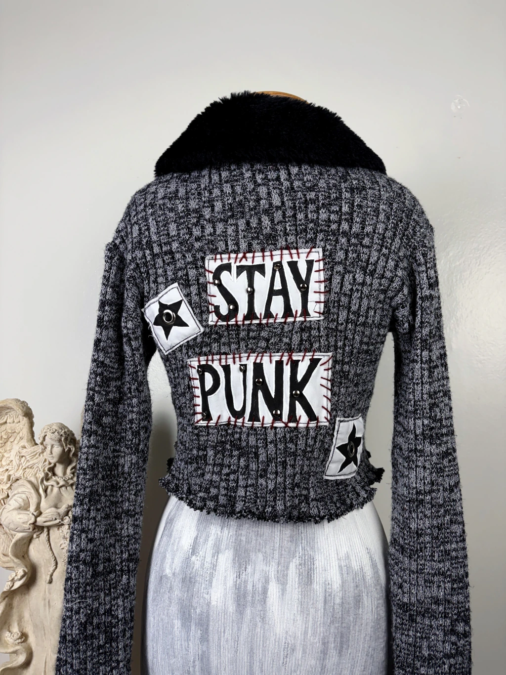 Casaquinho Stay Punk