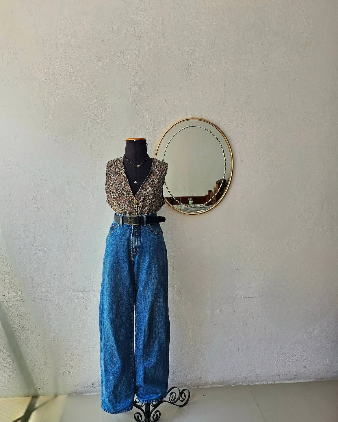 Calça MoM Jeans Yves Saint Laurent
